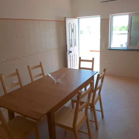 Casa Do Ze Manel - T2 Com Bbq E Terracos *